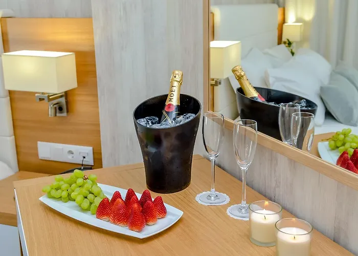 Alojamento de Acomodação e Pequeno-almoço Villamar Style Maison Nazaré