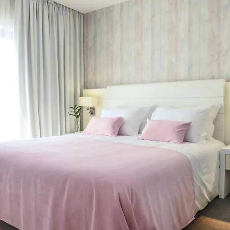 Villamar Style Maison Bed & Breakfast Nazaré