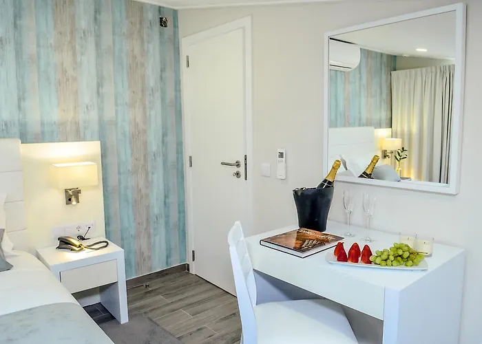 Villamar Style Maison 住宿加早餐酒店 纳扎雷